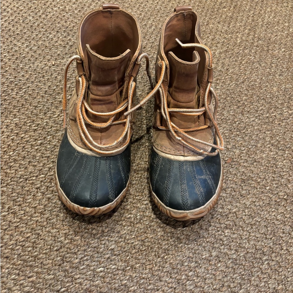 Sorel Out n About low duck boots